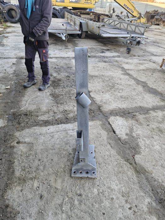 Słupki do barier drogowych ocynkowane