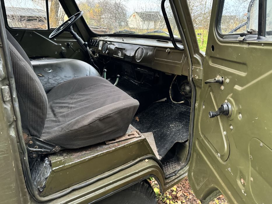 Продам уаз бортовий