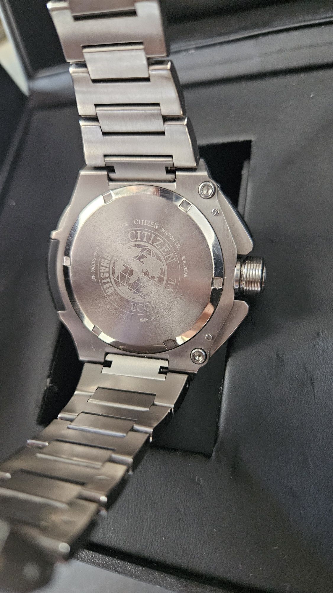 Citizen JW0070 Promaster WR200 – Titanium – Completo com Caixa