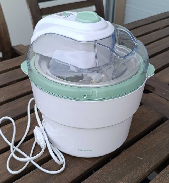 Máquina de fazer gelado marca SilverCrest (Lidl)