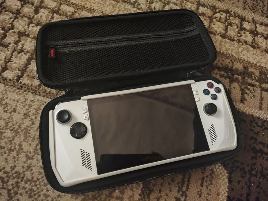 Asus ROG Ally Z1 Extreme 512GB (Windows 11, Android 13)