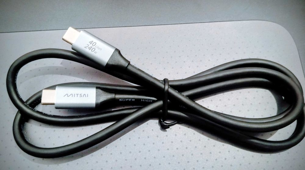 Cabo USB-C 240W Mitsay Super High Speed USB 4