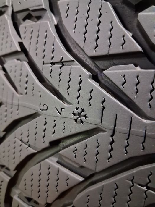 255/50 19 Nokian WR Suv  шини б/у зима