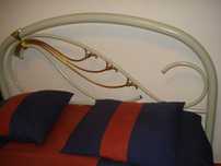 Cama de casal em ferro