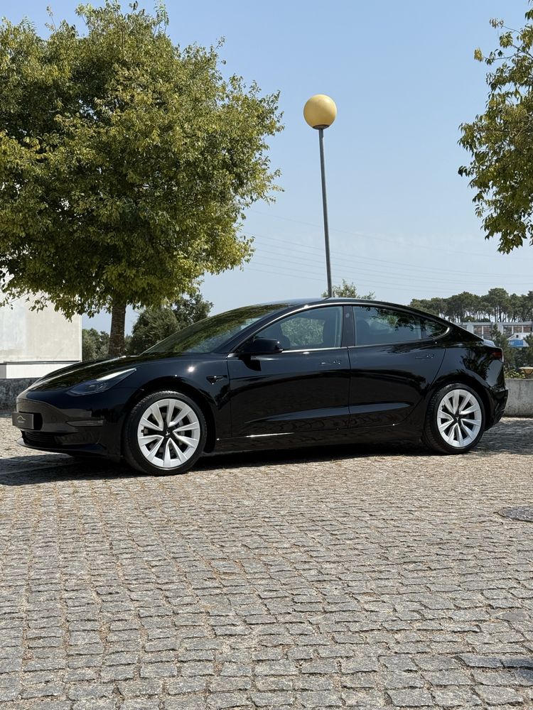 Tesla model 3 Standard range Plus
