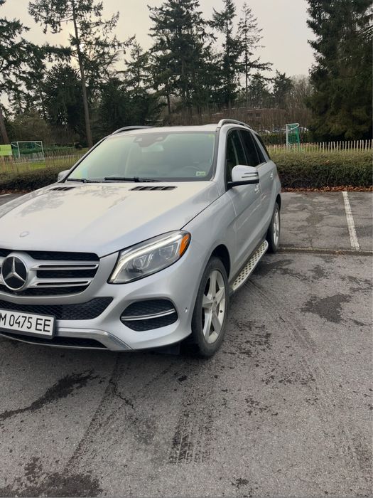 Продаж Мерседес GlE 300 D