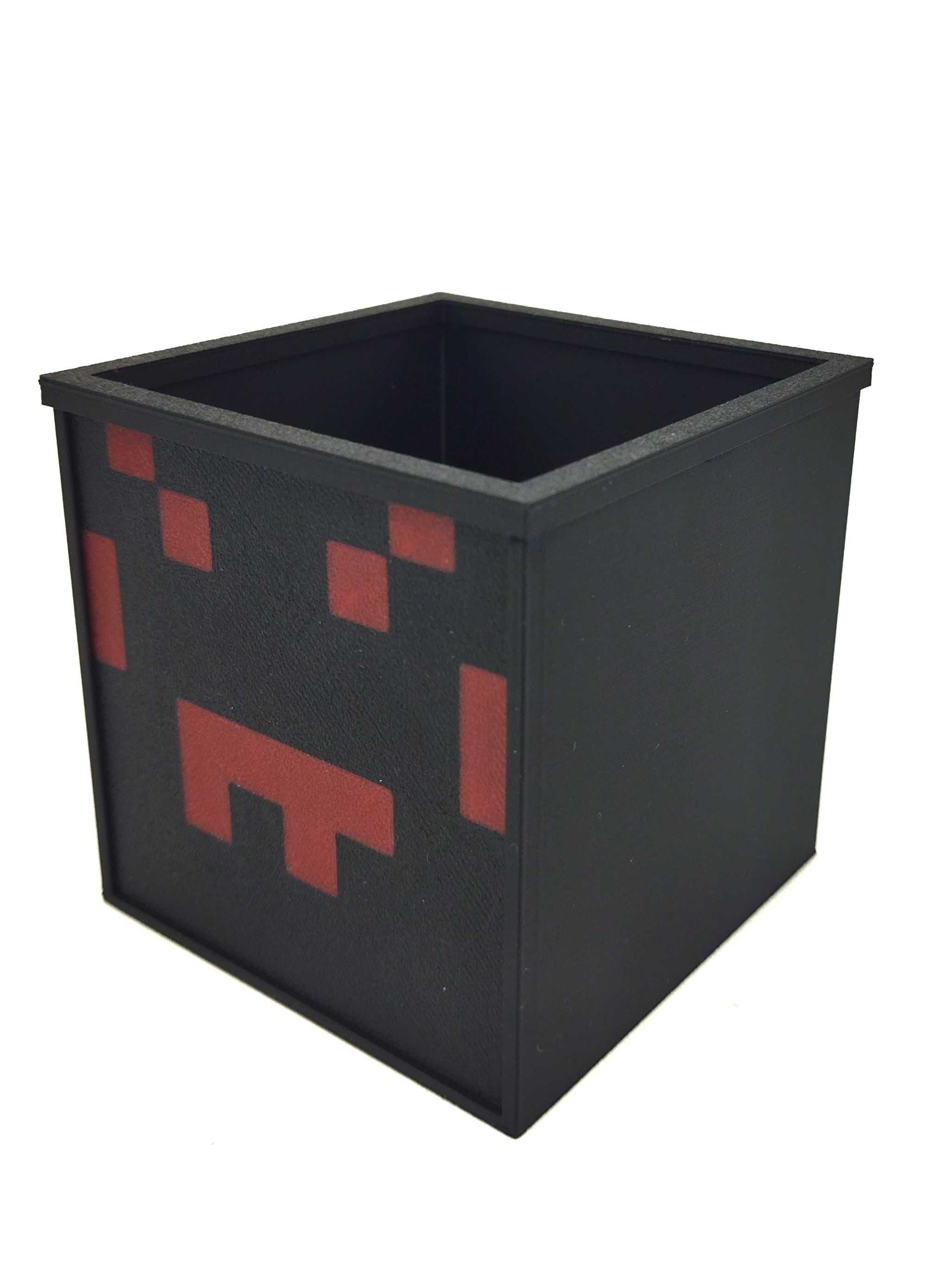 Organizer, przybornik biurkowy – inspirowany grami Minecraft Pająk