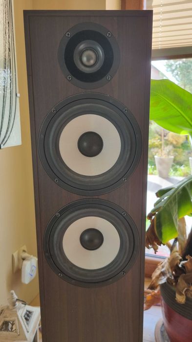 Pylon Pearl 25 głośniki kolumny podłogowe polskie