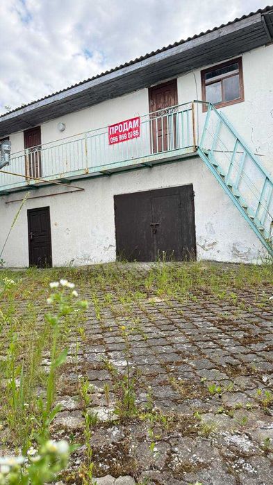 Продам великий будинок для дружньої родини