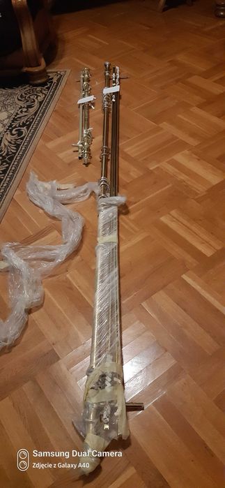 Sprzedam tanio  Karnisze  do okien