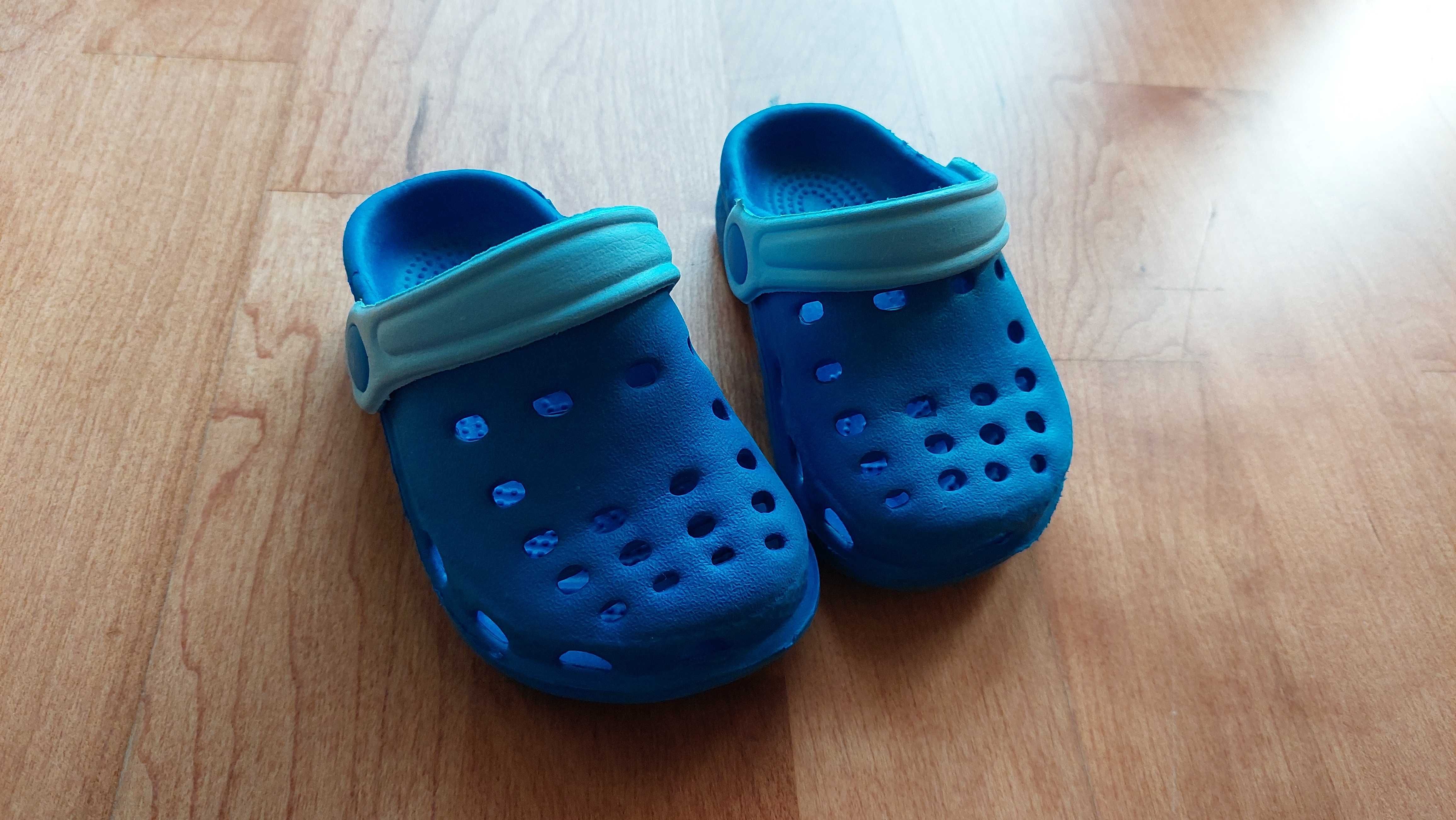 Crocs para criança (sandalia) tamanho 21