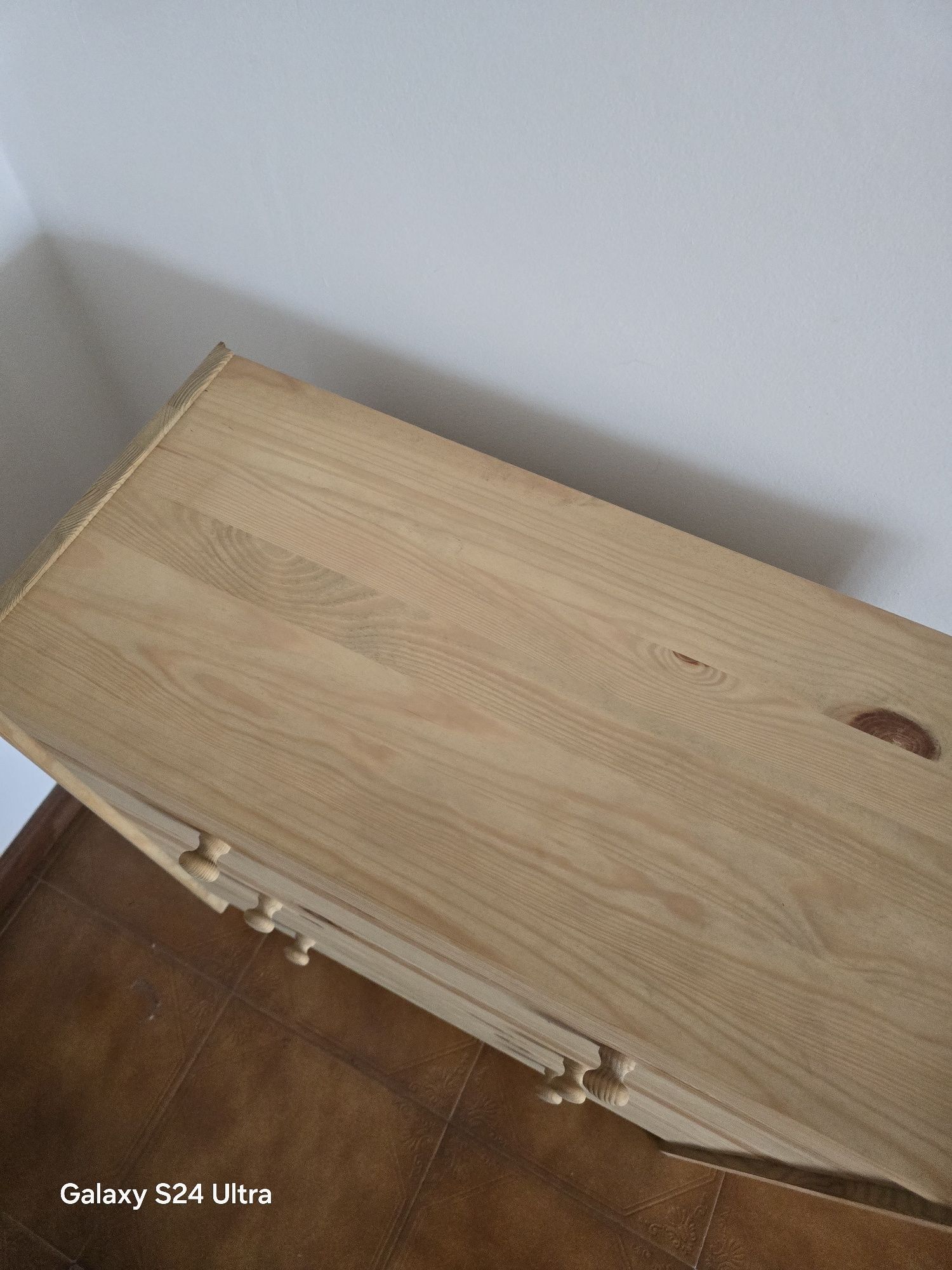 Comoda de pinho ikea