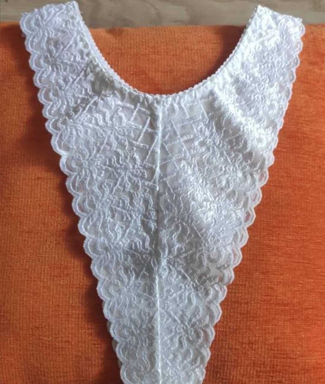 Stringi koronkowe