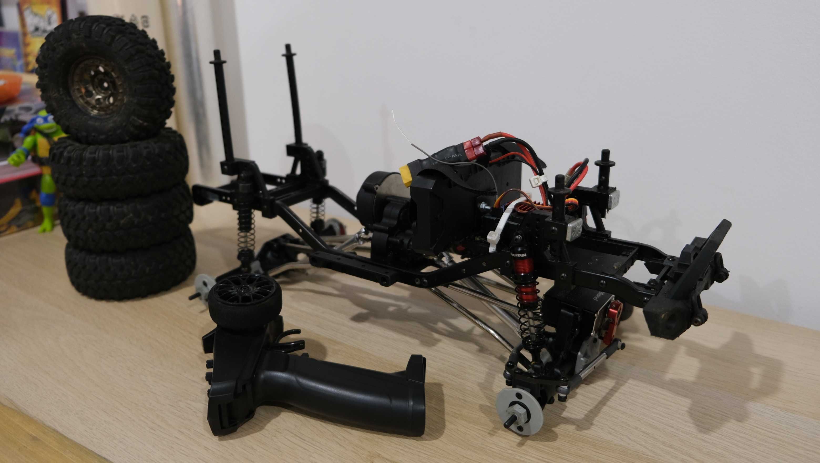 Vendo Crawler RGT 86100 V2 JEEP