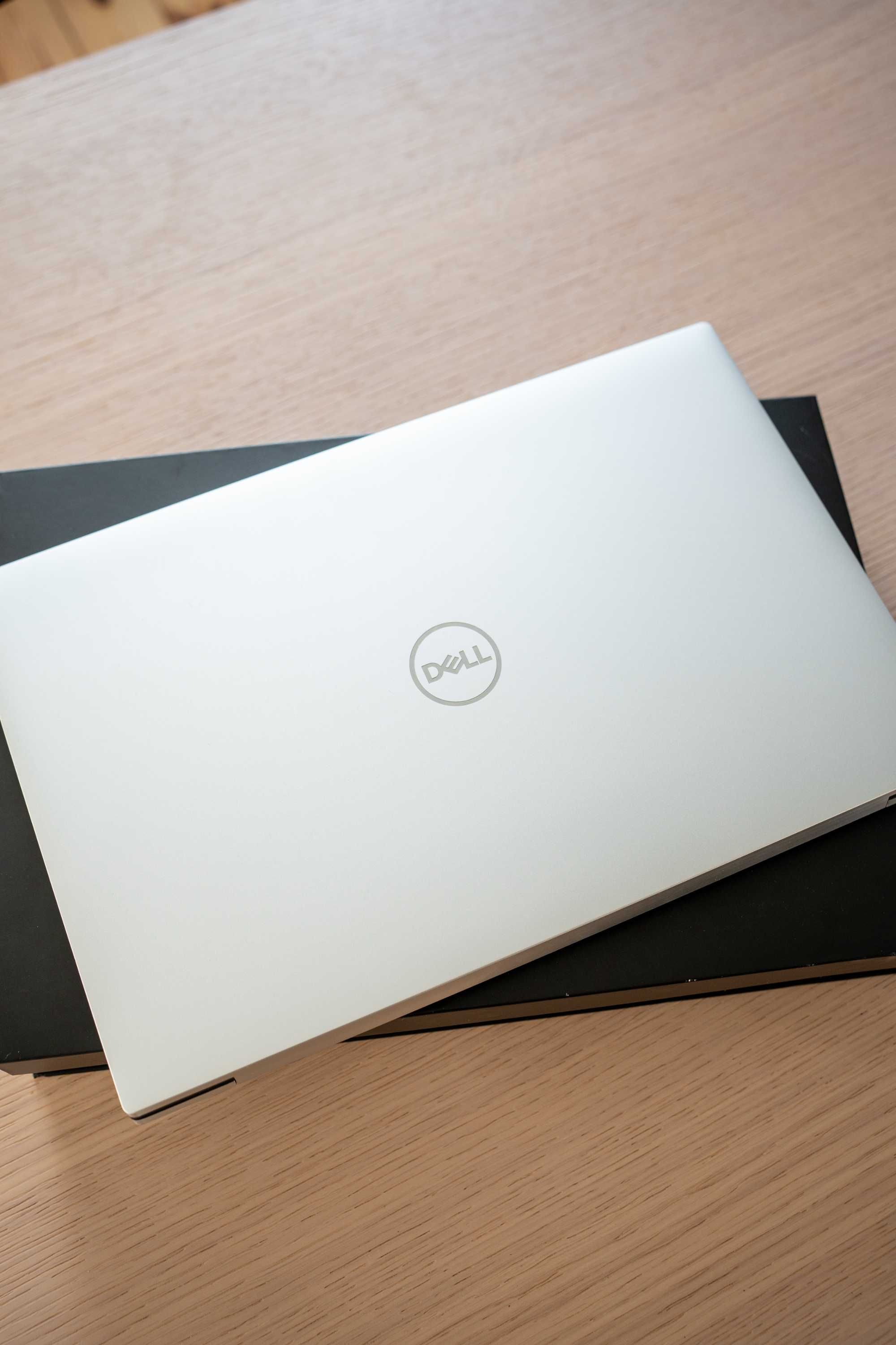 Laptop Dell XPS 17 9700