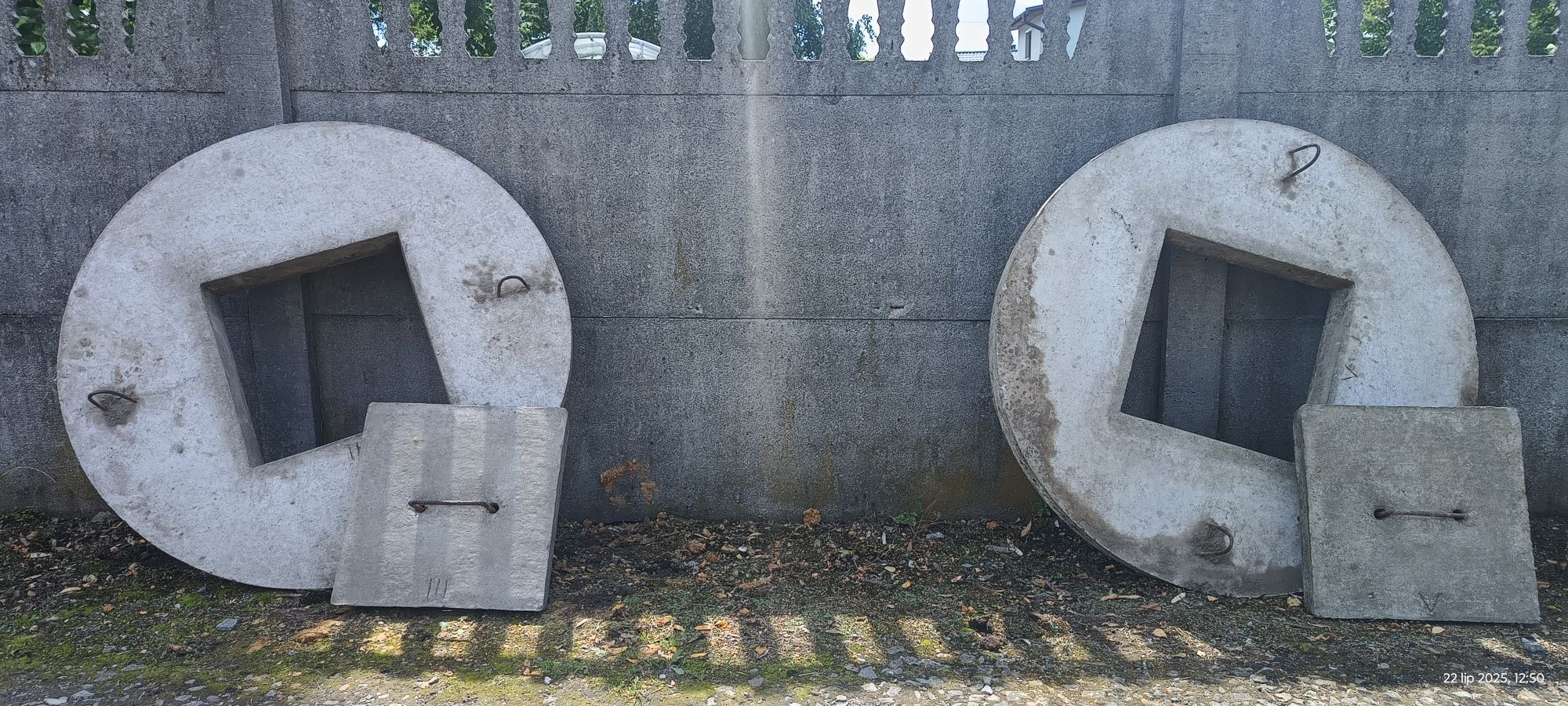Pokrywy betonowe szerokość 1m