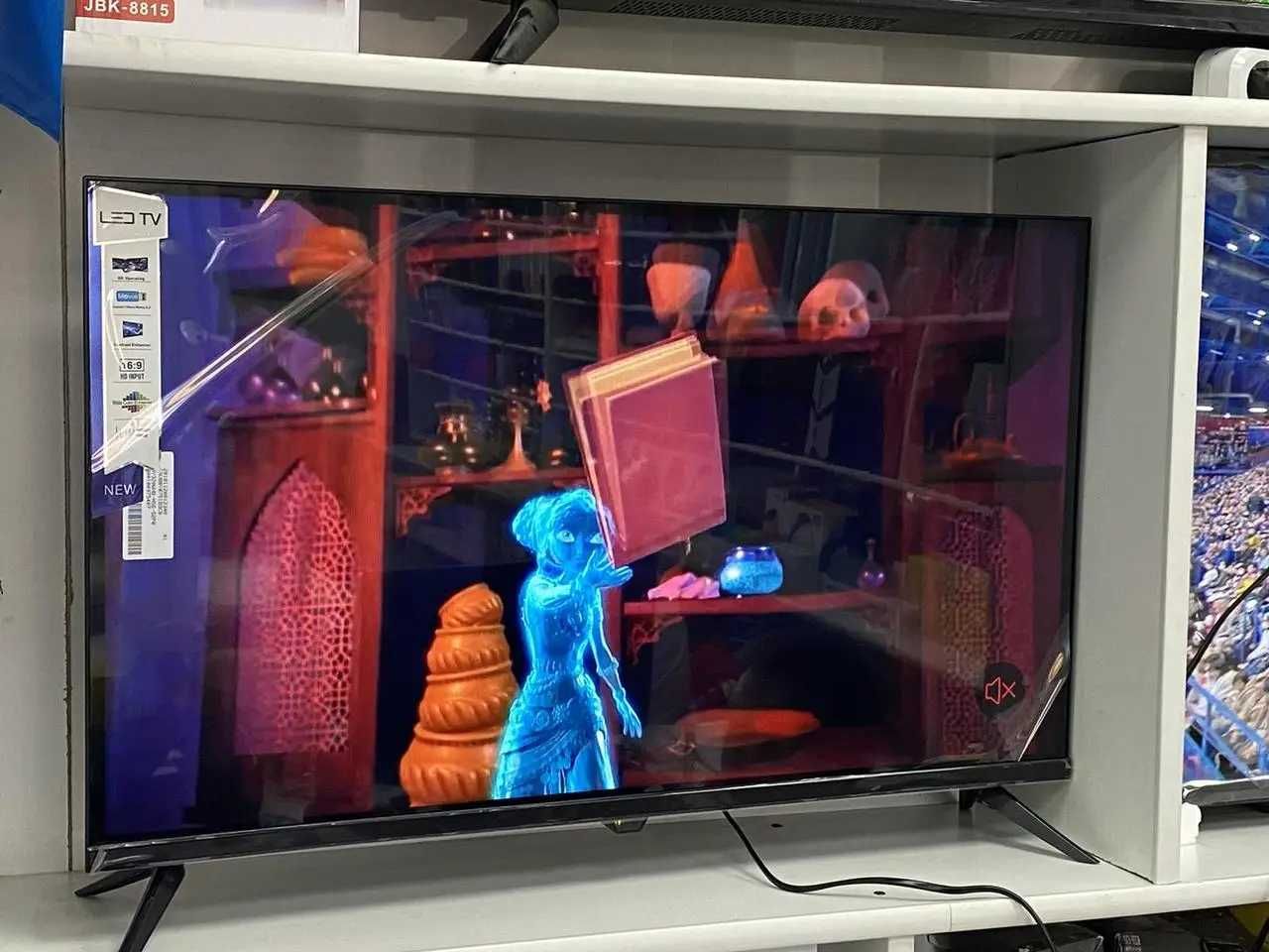 ЗНИЖКА! Smart Телевизор Samsung 32' ULTRA HD, 4K LЕD wifi bluetooth