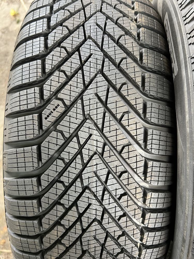 Резина зимова 215 60 r17 pirelli