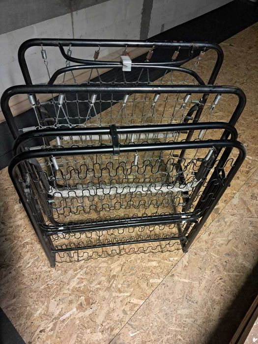 Łóżko polowe / leżanka