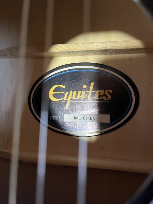 Продам акустичну гітару Equites