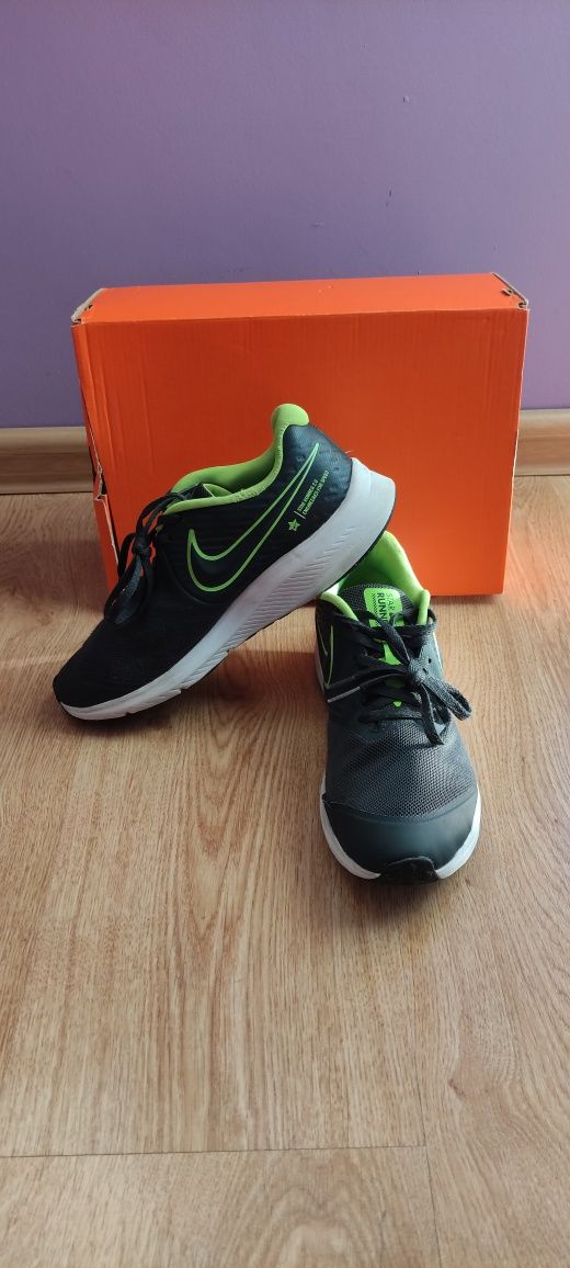 Nike buty chłopięce sportowe rozmiar 38