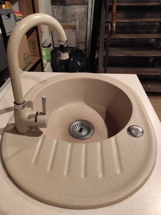 zlew kuchenny kamienny plus bateria