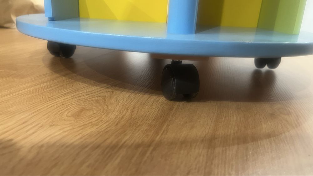 Estante para Livros com rodinhas