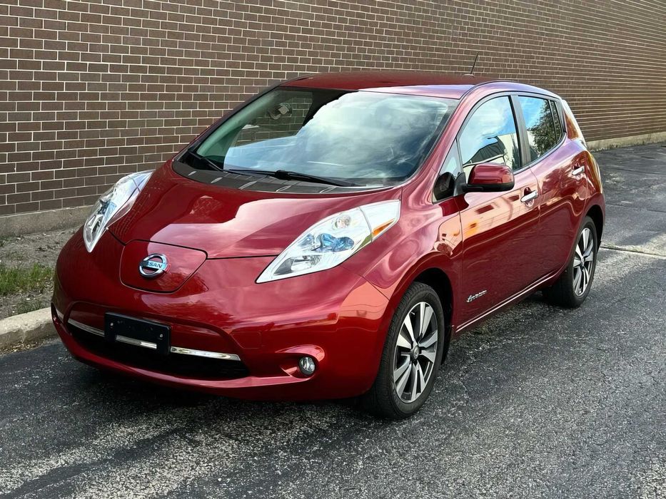 Nissan LEAF SL      2015