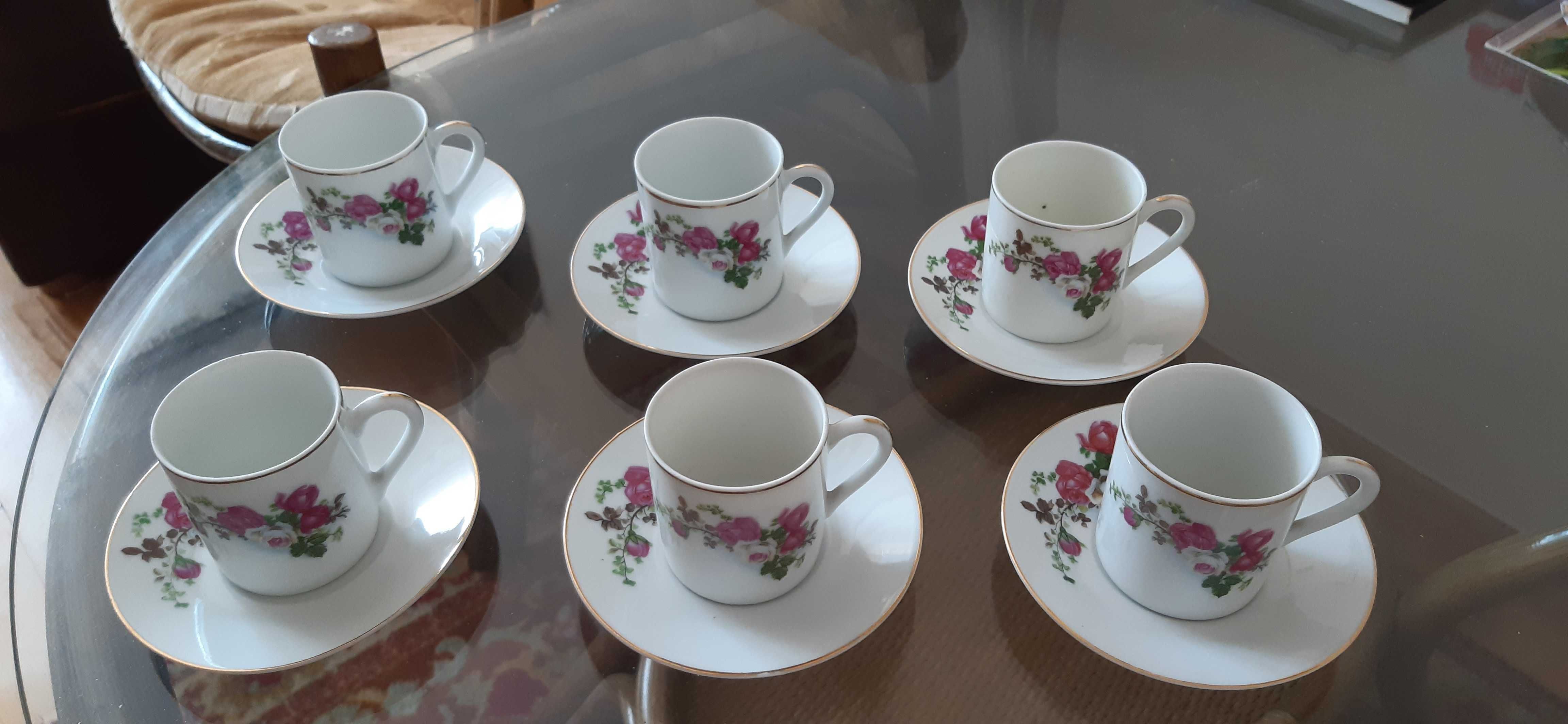 Filiżanki do espresso