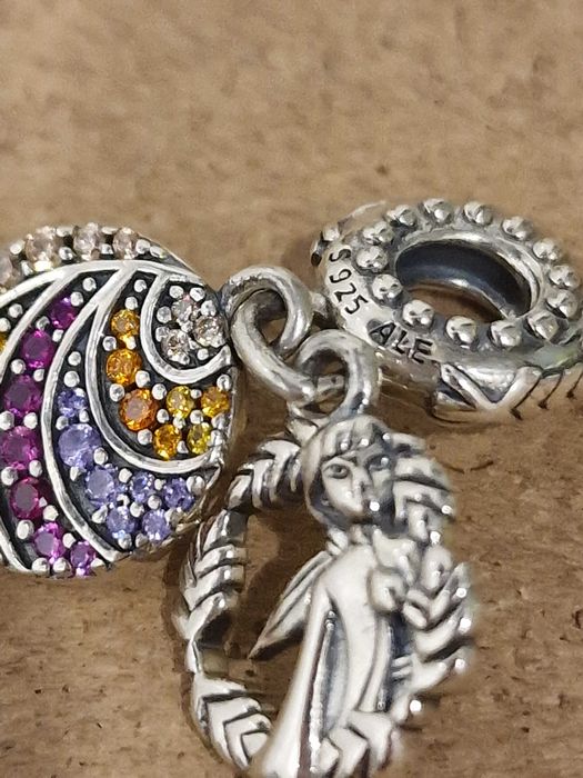 Disney, Zawieszka PANDORA Frozen Anna