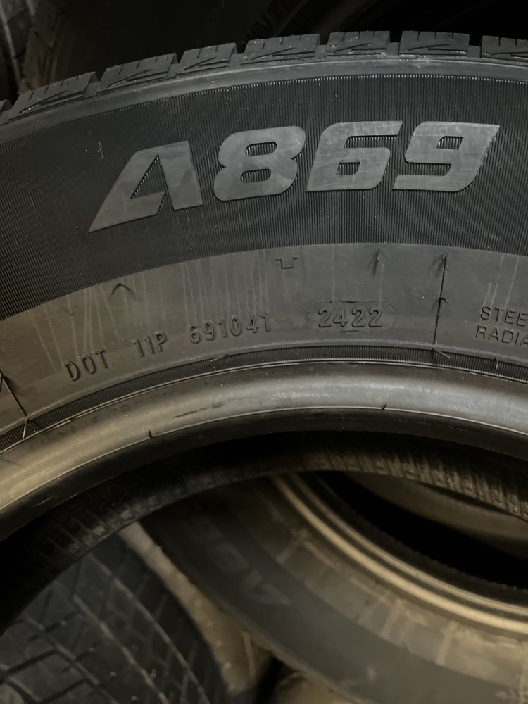 Резина 215/75R16С Нова