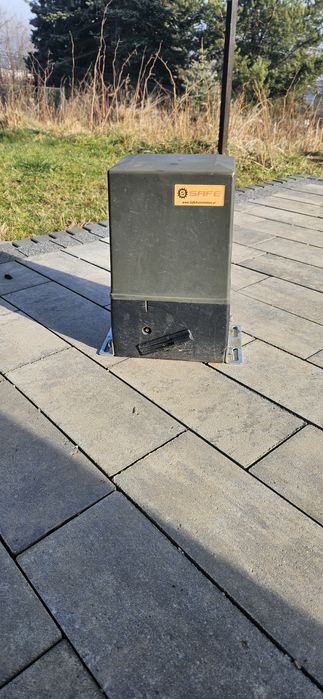 Naped do bramy "SAFE"