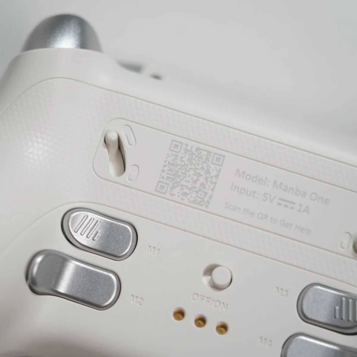 Bezprzewodowy kontroler do gier Manba One Ver 2 SWITCH/PC/IOS/ANDROID