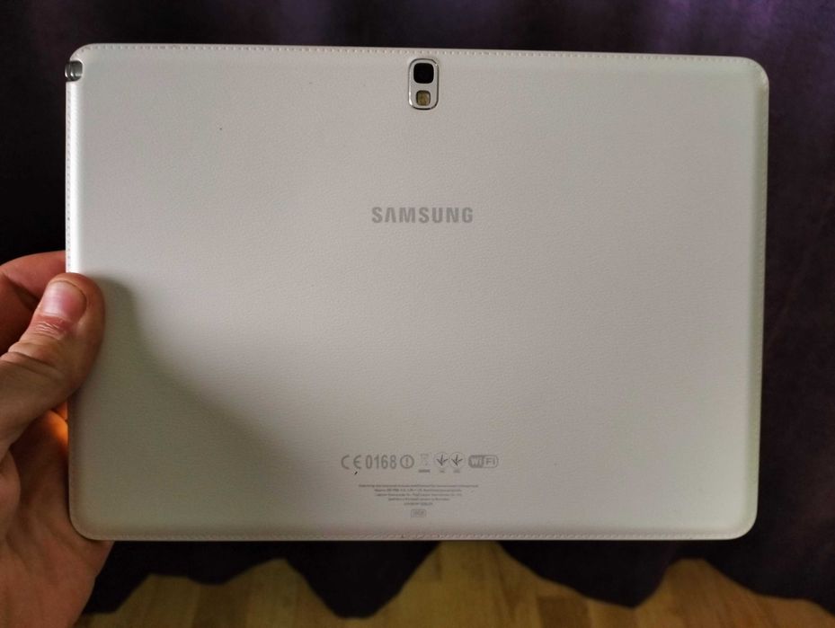 Планшет Samsung Galaxy Note 10.1 (SM-P600) в идеальном состоянии