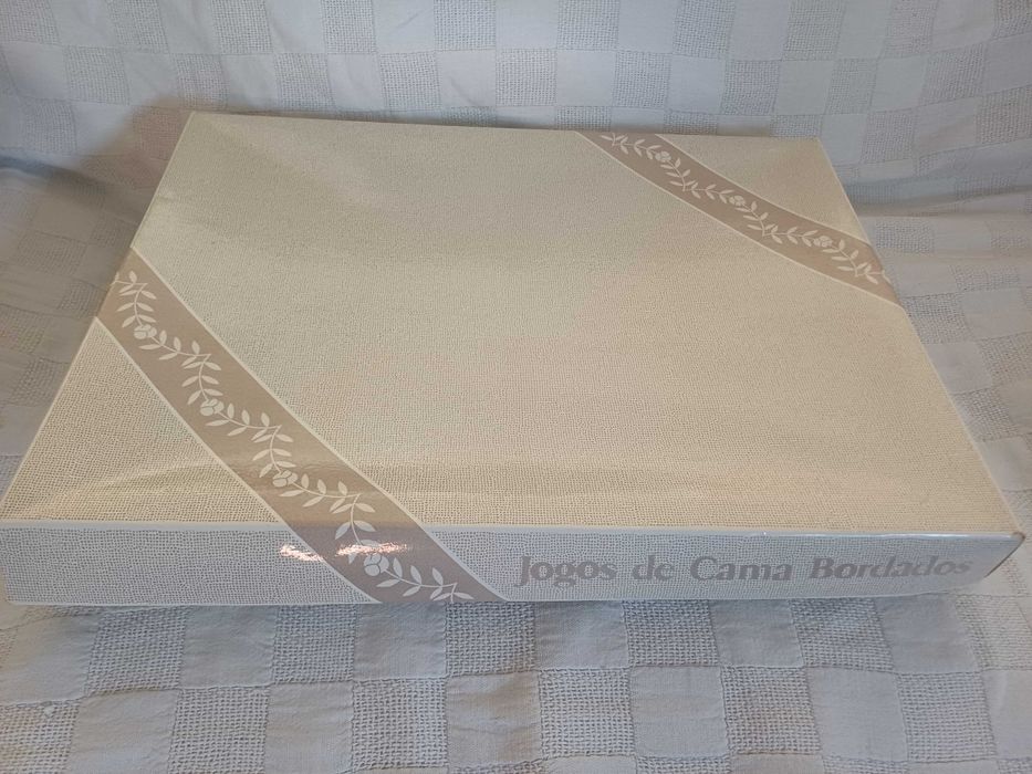 Conjunto lençóis bordados