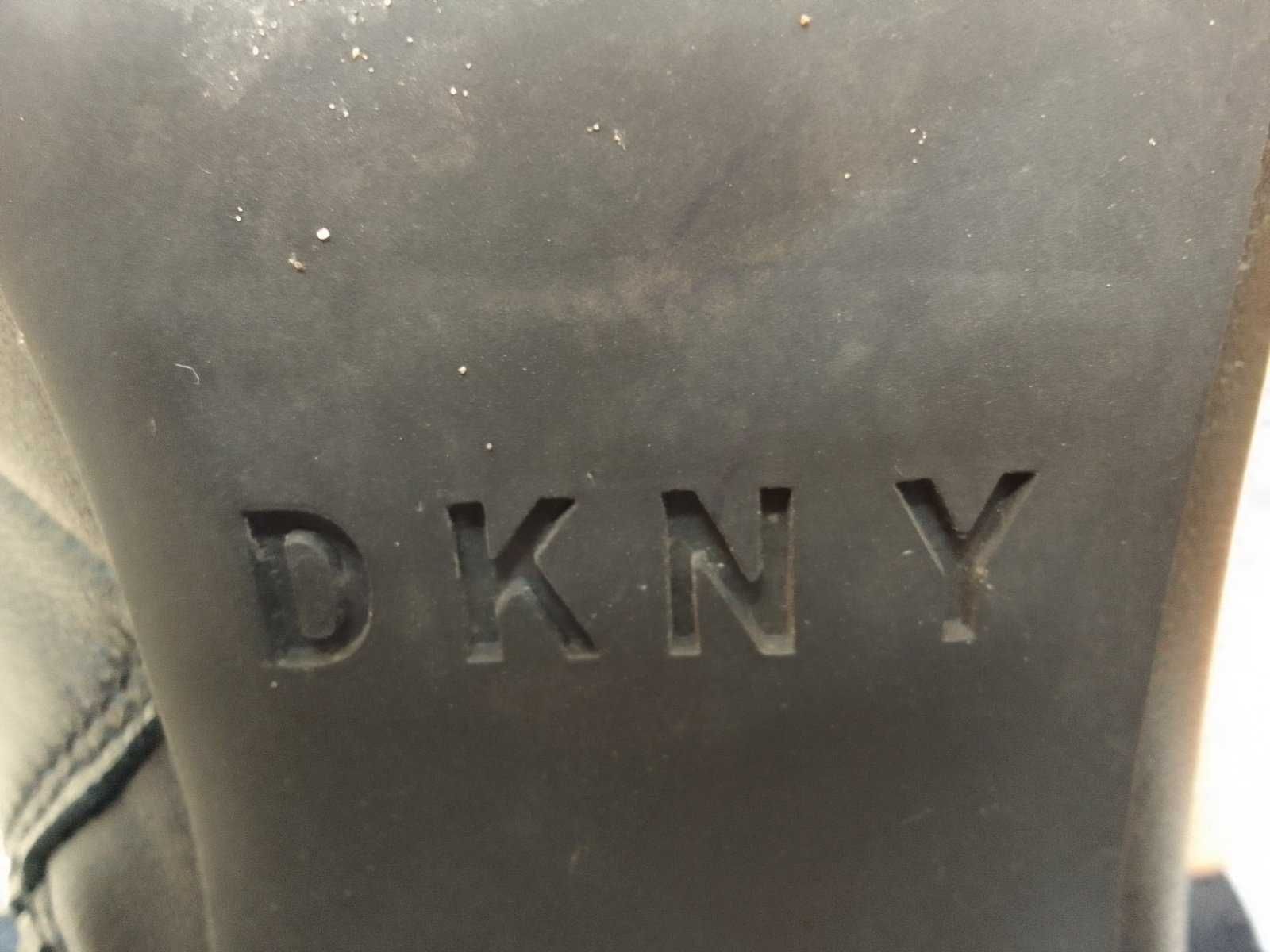 Продам ботинки DKNY  оригинал
