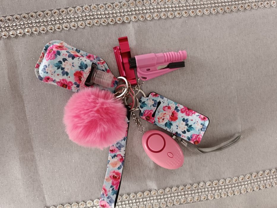 Zestaw breloków do samoobrony dla kobiet idealny prezent na święta