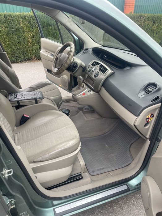 Продам Renault Megane Scenik AVTOMAT