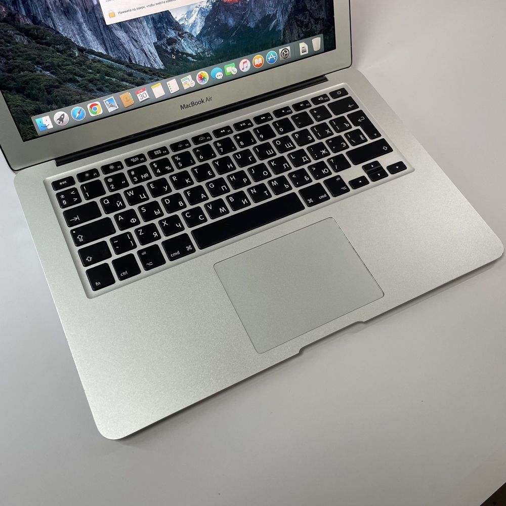 Ноутбук MacBook Air 2011