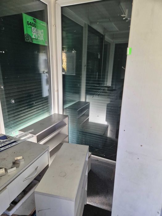 Sprzedam pawilon handlowo-usługowy, stróżówka