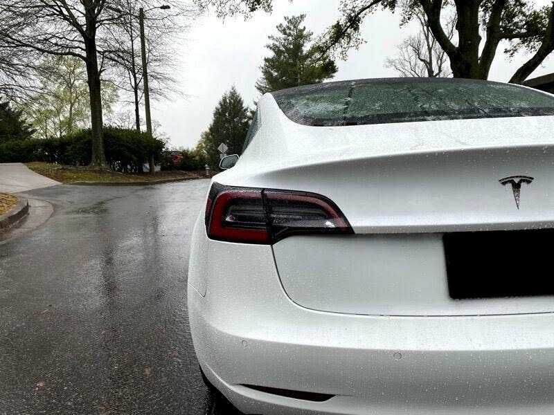 Tesla Model 3 Long Range 2020 рік