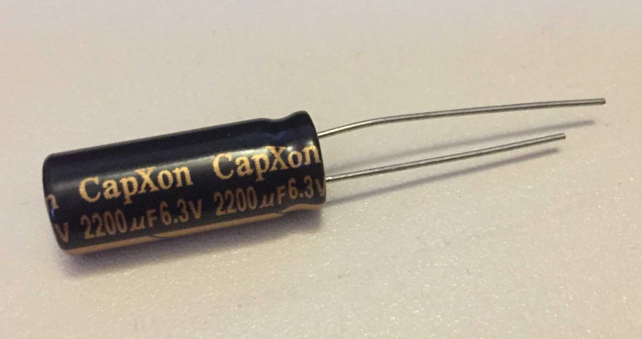 Конденсатор 6.3V\10V\16V\25V\35V\220µF\470мкФ\1000µF\2200мкФ