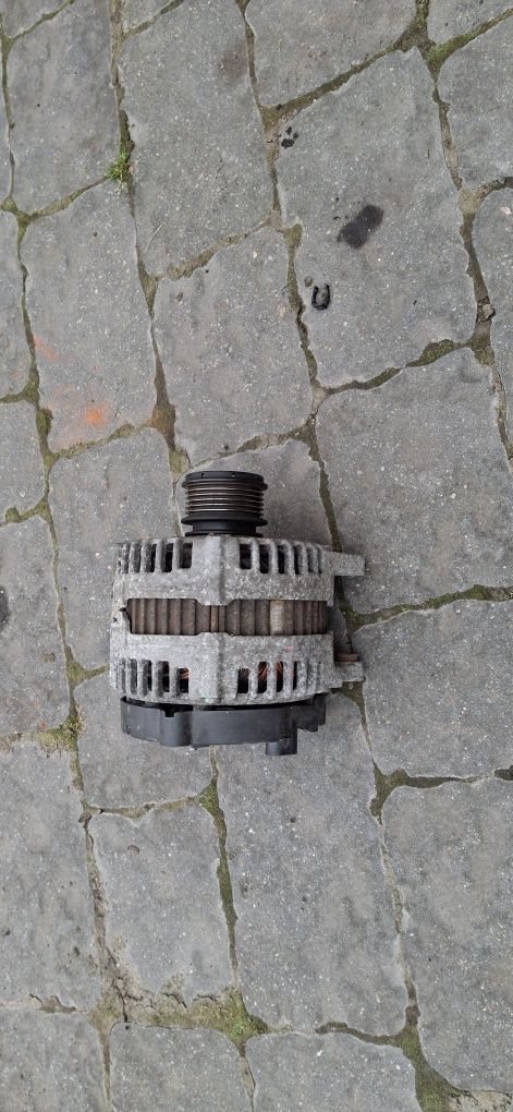 Alternator vw Passat b6 golf v Touran 1.9 tdi 2.0 tdi