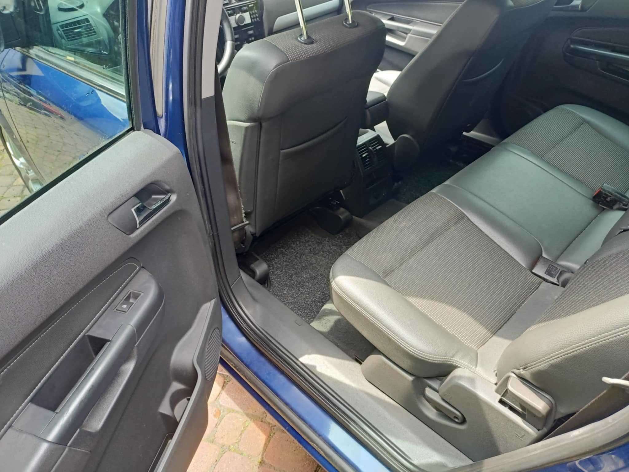 Opel Zafira B 1.8 LPG z 2011