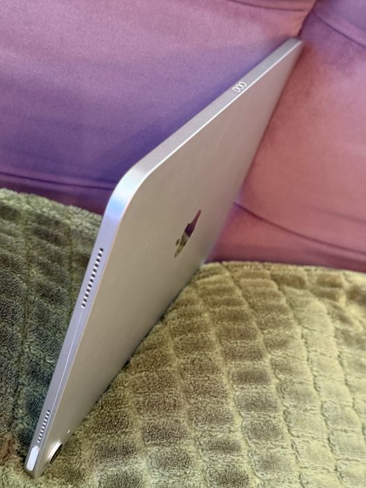 Планшет iPad 10th Gen 64Gb 2022 Silver 2022