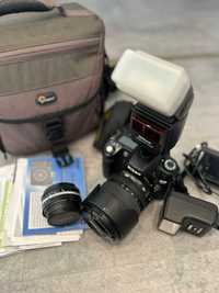 Nikon D80 - dwa obiektywy - nieprzemakalna torba - dwie lampy błyskowe