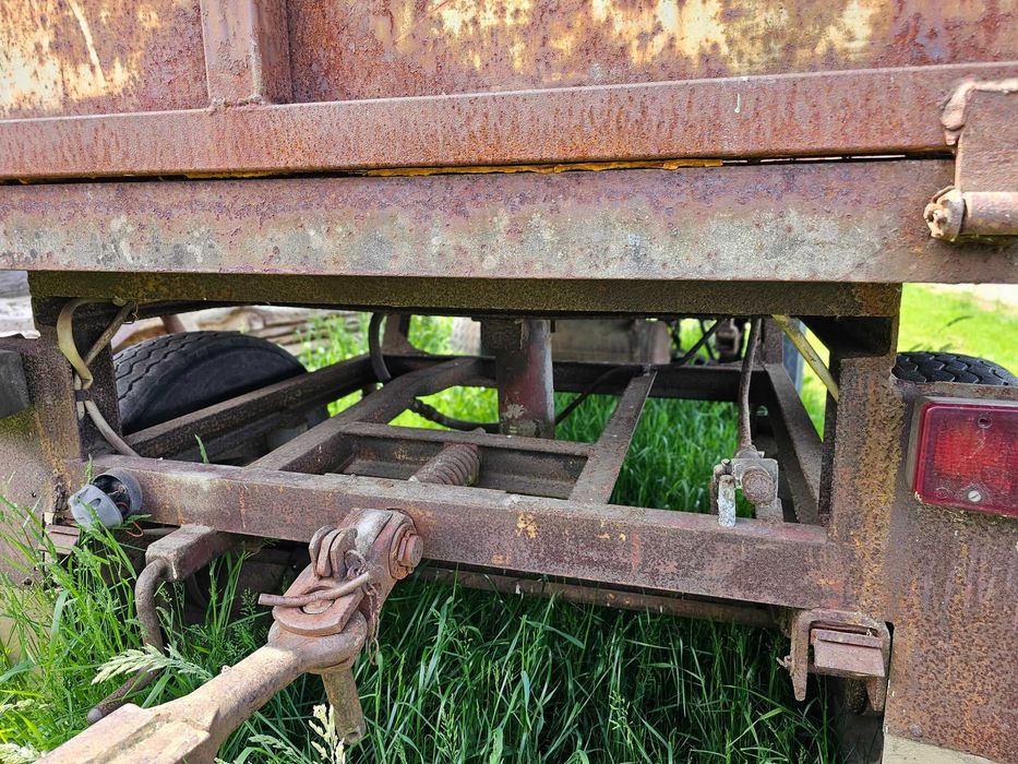 2x Przyczepa rolnicza 3,5 t i 4.5t wywrotka