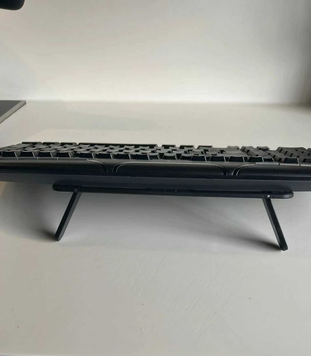 Универсальная подставка для ноутбука