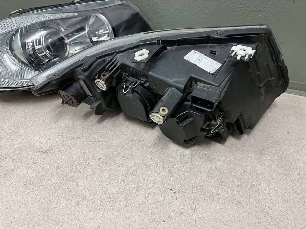 Bmw e90 e91 M3 lampy bi led komplet reflektory bi led