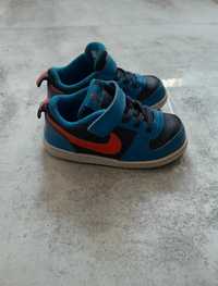 Buty Nike rozm. 25